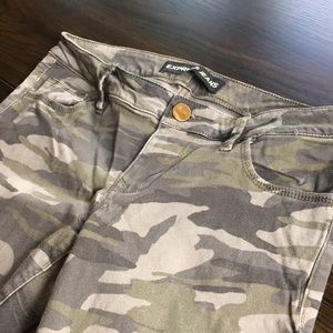 EXPEESS Camo Ankle length jeggings
